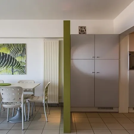 Emeraude 5 Apartment